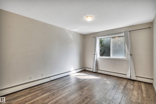 #304 8149 111 St Nw, Edmonton, AB - Indoor Photo Showing Other Room