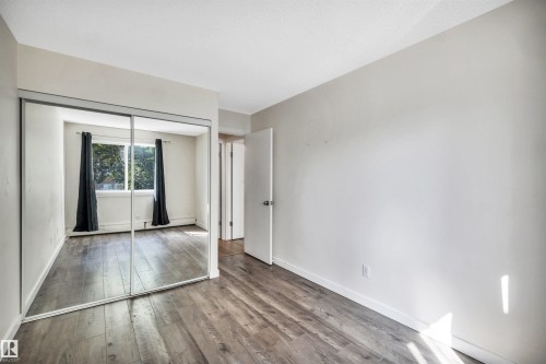 #304 8149 111 St Nw, Edmonton, AB - Indoor Photo Showing Other Room