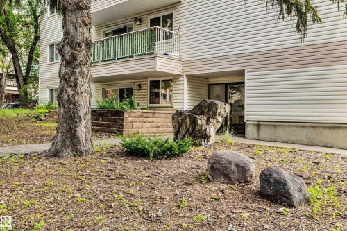 #304 8149 111 St Nw, Edmonton, AB - Outdoor