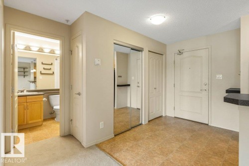 #203 5951 165 Av Nw, Edmonton, AB - Indoor Photo Showing Other Room