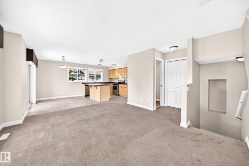 #54 12050 17 Av Sw, Edmonton, AB - Indoor