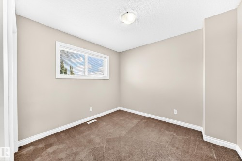#54 12050 17 Av Sw, Edmonton, AB - Indoor Photo Showing Other Room