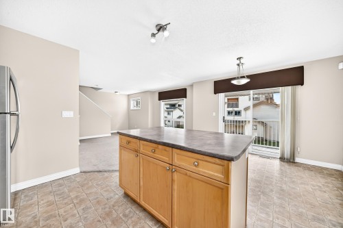 #54 12050 17 Av Sw, Edmonton, AB - Indoor Photo Showing Kitchen