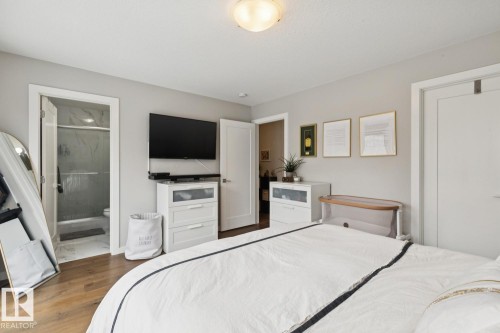 #9 1304 Rutherford Rd Sw, Edmonton, AB - Indoor Photo Showing Bedroom