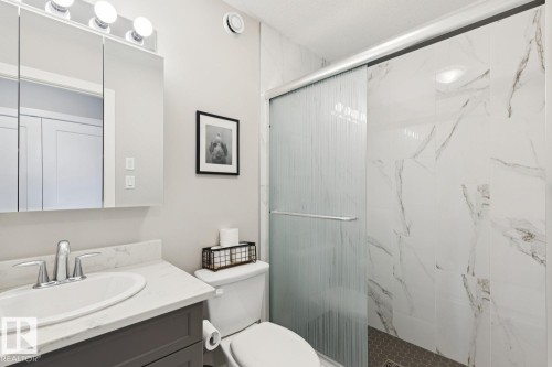 #9 1304 Rutherford Rd Sw, Edmonton, AB - Indoor Photo Showing Bathroom