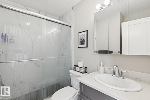 #9 1304 Rutherford Rd Sw, Edmonton, AB - Indoor Photo Showing Bathroom