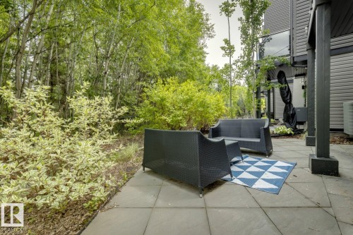 #9 1304 Rutherford Rd Sw, Edmonton, AB - Outdoor