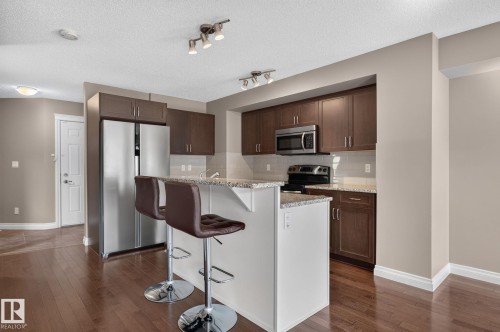 1107 177 Street Sw, Edmonton, AB - Indoor Photo Showing Kitchen