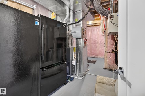 3617 Claxton Place Sw, Edmonton, AB - Indoor Photo Showing Basement
