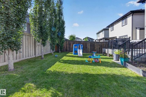 3617 Claxton Place Sw, Edmonton, AB - Outdoor