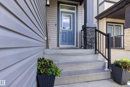3617 Claxton Place Sw, Edmonton, AB - Outdoor With Exterior