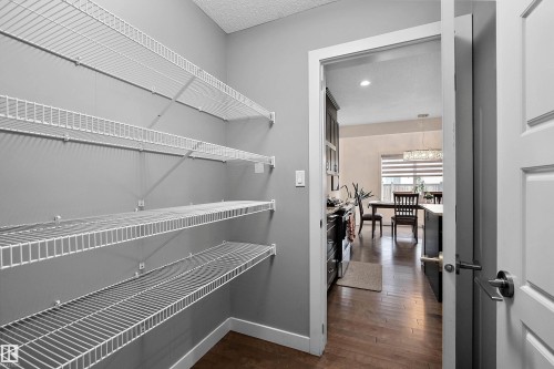 15832 11 Avenue Sw, Edmonton, AB - Indoor With Storage