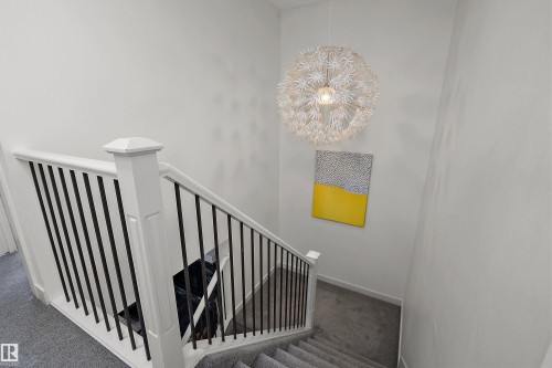15832 11 Avenue Sw, Edmonton, AB - Indoor Photo Showing Other Room