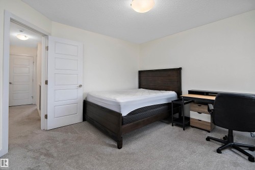 15832 11 Avenue Sw, Edmonton, AB - Indoor Photo Showing Bedroom