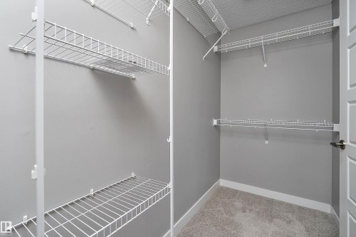 15832 11 Avenue Sw, Edmonton, AB - Indoor With Storage