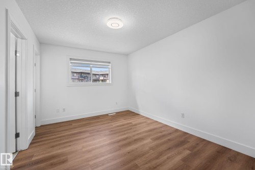 5964 164 Avenue Nw, Edmonton, AB - Indoor Photo Showing Other Room