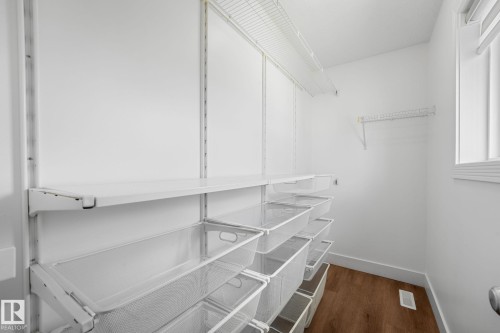 5964 164 Avenue Nw, Edmonton, AB - Indoor With Storage