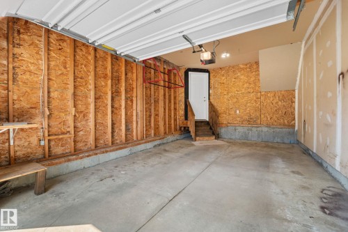 5964 164 Avenue Nw, Edmonton, AB - Indoor Photo Showing Other Room