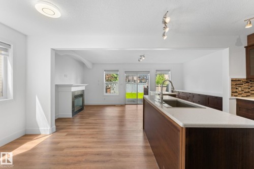 5964 164 Avenue Nw, Edmonton, AB - Indoor Photo Showing Other Room