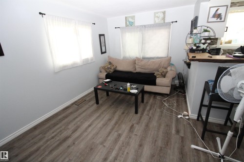 5404 52 Street, Clyde, AB - Indoor