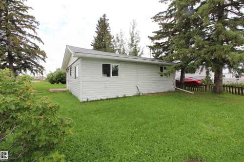 5404 52 Street, Clyde, AB - Outdoor