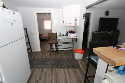 5404 52 Street, Clyde, AB - Indoor