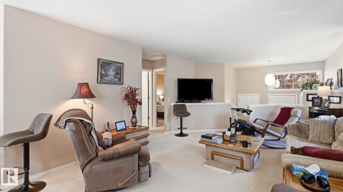 50 Snowbird Crescent, Leduc, AB - Indoor Photo Showing Living Room