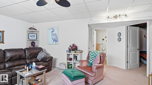 50 Snowbird Crescent, Leduc, AB - Indoor Photo Showing Living Room