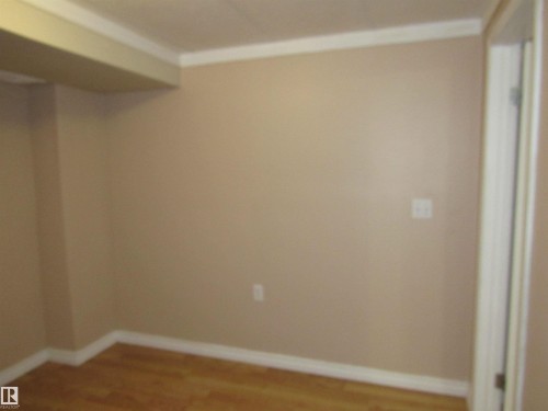1692 37 Street Nw, Edmonton, AB - Indoor Photo Showing Other Room