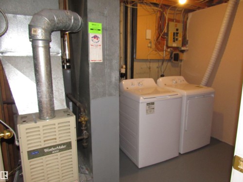 1692 37 Street Nw, Edmonton, AB - Indoor Photo Showing Laundry Room