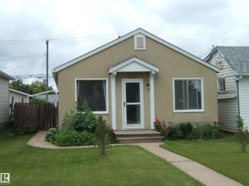 5530 50 Street   Vegreville, AB T9C 1K3