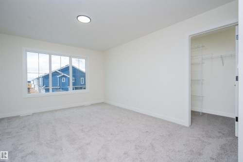 2623 5 Avenue Sw, Edmonton, AB - Indoor Photo Showing Other Room