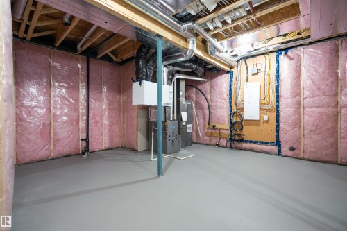 2623 5 Avenue Sw, Edmonton, AB - Indoor Photo Showing Basement