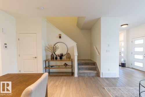 144 Pierwyck Loop, Spruce Grove, AB - Indoor Photo Showing Other Room