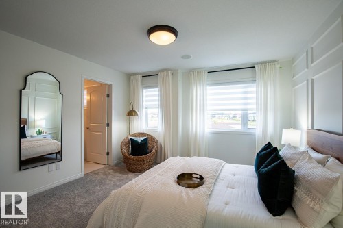 144 Pierwyck Loop, Spruce Grove, AB - Indoor Photo Showing Bedroom