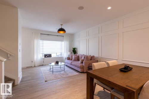 144 Pierwyck Loop, Spruce Grove, AB - Indoor Photo Showing Living Room