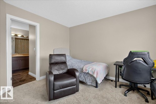 5110 168A Avenue Nw, Edmonton, AB - Indoor