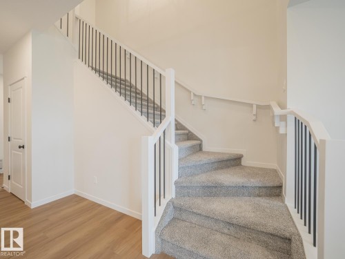 17735 7 Street Ne, Edmonton, AB - Indoor Photo Showing Other Room