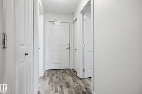 #424 5515 7 Av Sw, Edmonton, AB - Indoor Photo Showing Other Room