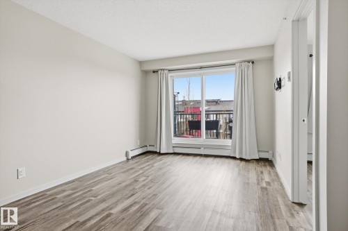 #424 5515 7 Av Sw, Edmonton, AB - Indoor Photo Showing Other Room
