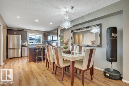 723 Secord Boulevard Nw, Edmonton, AB - Indoor Photo Showing Dining Room