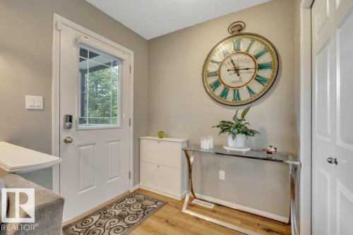 723 Secord Boulevard Nw, Edmonton, AB - Indoor Photo Showing Other Room