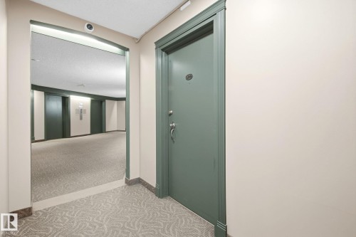 #1413 13910 Stony Plain Rd Nw, Edmonton, AB - Indoor Photo Showing Other Room