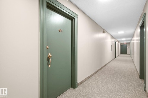 #1413 13910 Stony Plain Rd Nw, Edmonton, AB - Indoor Photo Showing Other Room