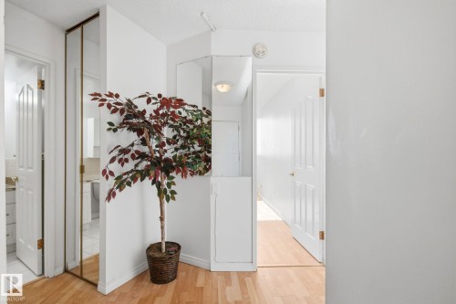 #1413 13910 Stony Plain Rd Nw, Edmonton, AB - Indoor Photo Showing Other Room