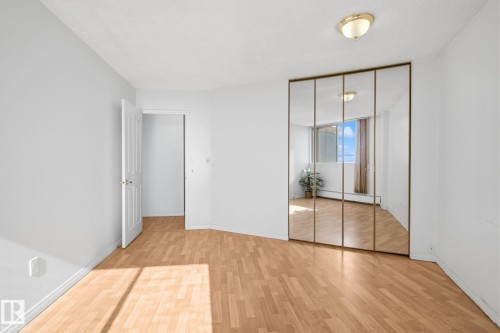 #1413 13910 Stony Plain Rd Nw, Edmonton, AB - Indoor Photo Showing Other Room