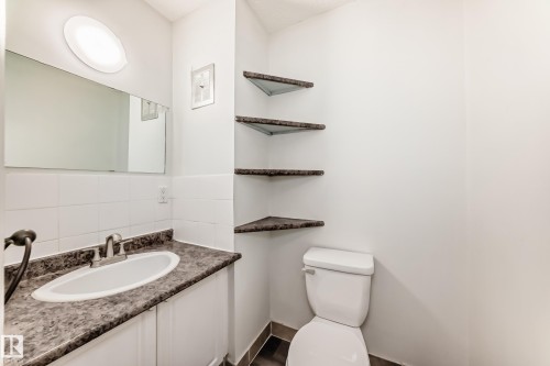 #18B 18305 89 Av Nw, Edmonton, AB - Indoor Photo Showing Bathroom