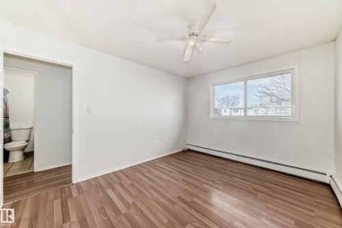 #18B 18305 89 Av Nw, Edmonton, AB - Indoor Photo Showing Other Room