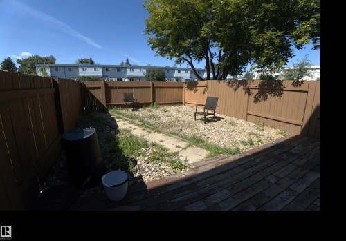 #18B 18305 89 Av Nw, Edmonton, AB - Outdoor With Backyard
