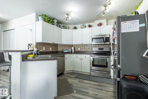 8644 173 Avenue Nw, Edmonton, AB 